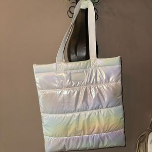 White/iridescent bag
